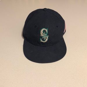Pre owned Black Mariners Baseball cap